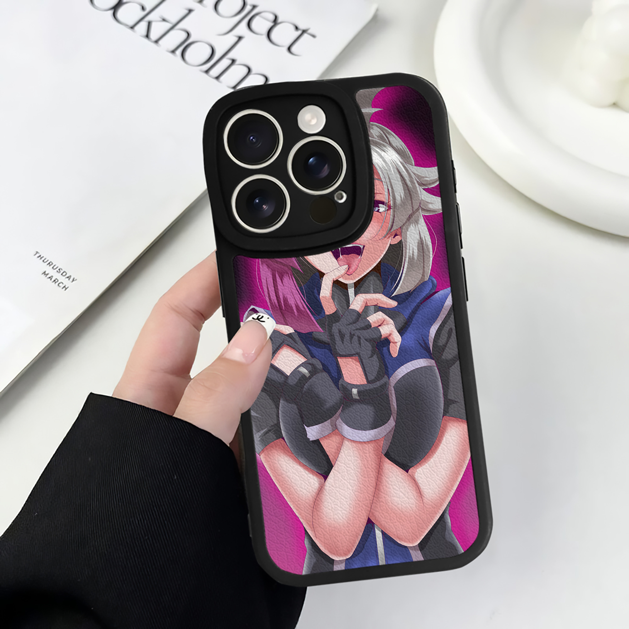 （画像用） 遊☆戯☆王 Yu-Gi-Oh! 【iPhone 16シリーズ対応】シリコンスマホケース（レザー調） 材質：シリコン
